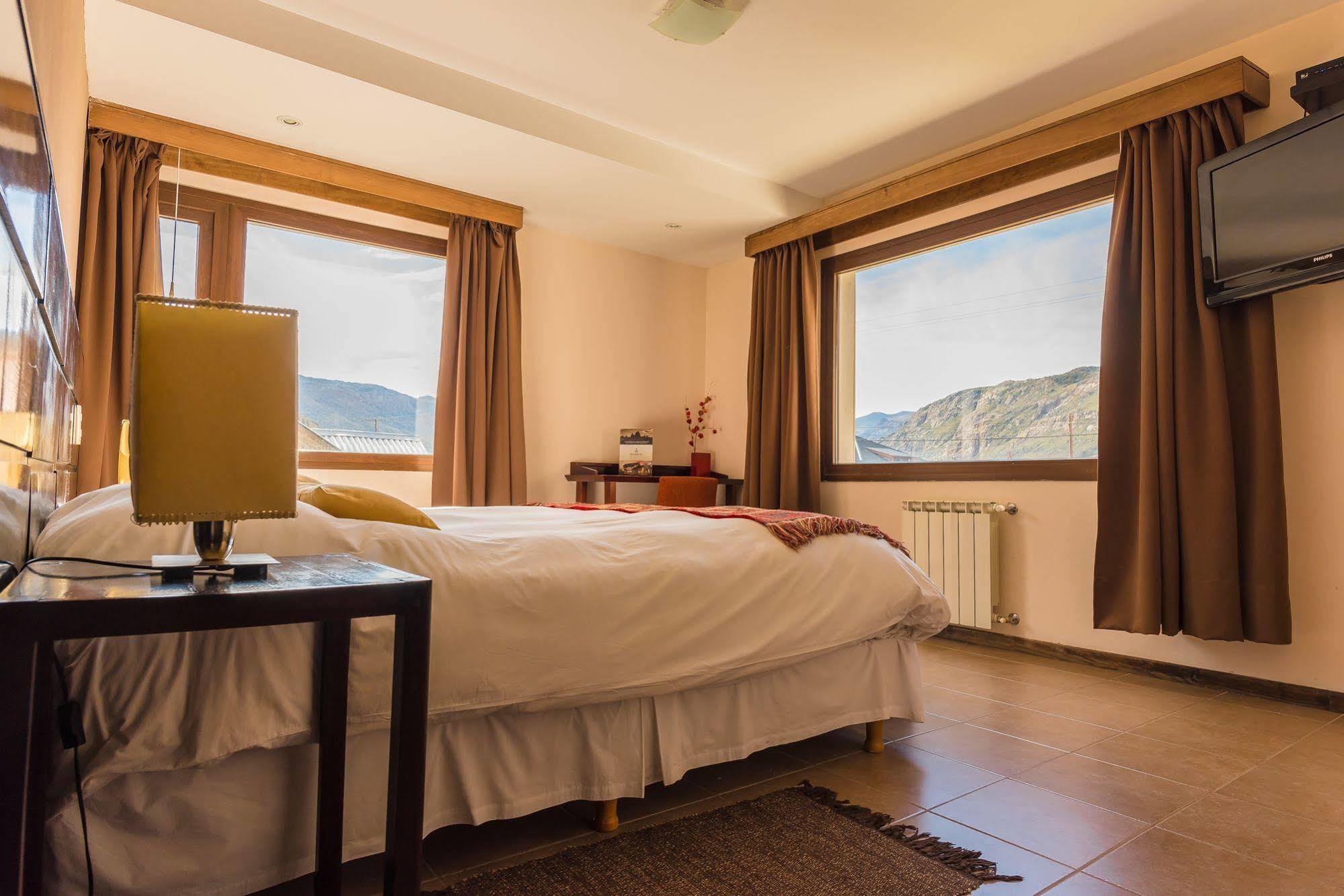 Hotel Poincenot El Chalten Luaran gambar